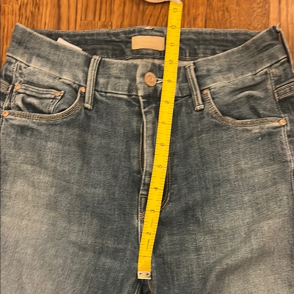 Mother High Waisted Looker Ankle Fray Jeans in Jumping Off Swings Size 25 - Picture 12 of 15